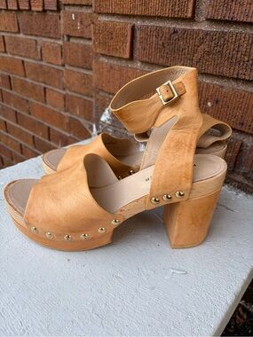 Women's Tan Platform Sandal with Studded Ankle Strap